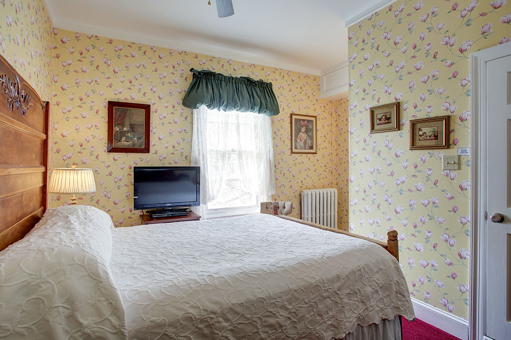 Room 5, The Wilbraham Mansion & Suites Boutique Hotel, Cape May, NJ